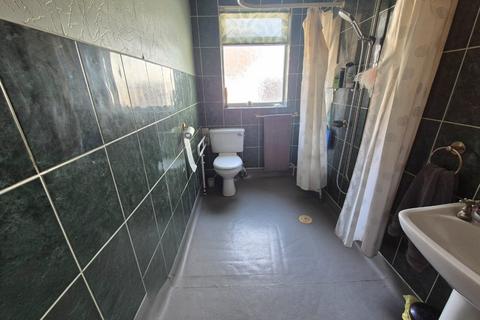 undefined, Arundel Road, Luton, Bedfordshire, LU4 8DY
