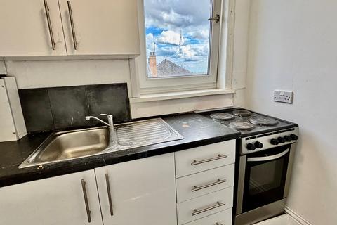 undefined, Provost Road, Dundee, DD3