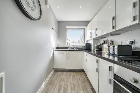 4 Samas Way, Crayford, Dartford, DA1 4FP