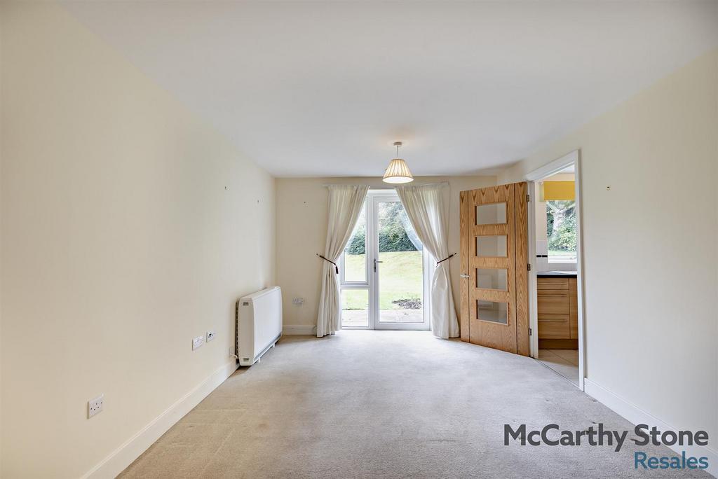 8662390-interior02-800.jpg
