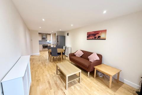 2 bedroom apartment to rent, Ropewalk Court, The Ropewalk, Nottingham, Nottinghamshire, NG1 5AB