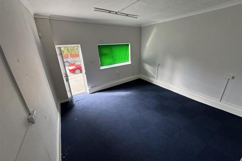 Property to rent - Cranford Crescent, Rhos on Sea