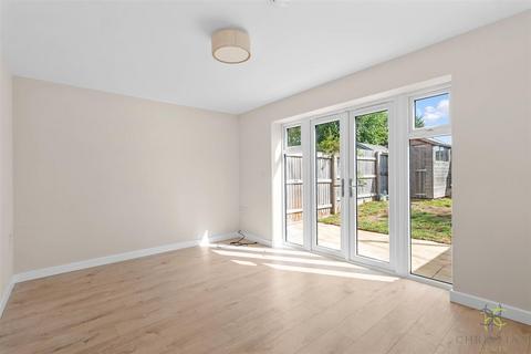 1 Blamore Rise, Bidford On Avon, Alcester, B50 4DE