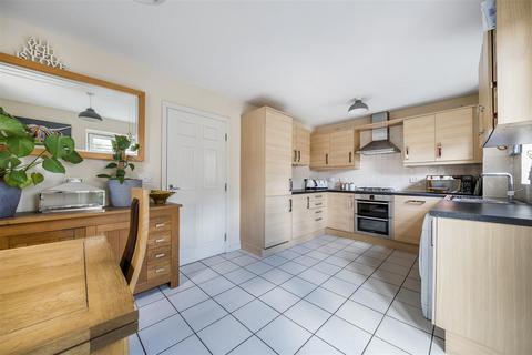 6 bedroom end of terrace house for sale, Spitalcroft Road, Devizes