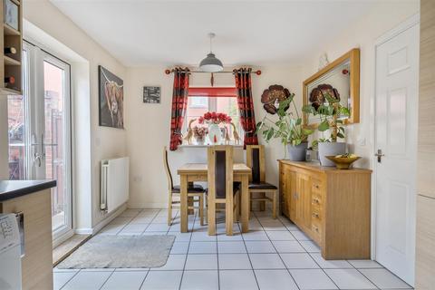 6 bedroom end of terrace house for sale, Spitalcroft Road, Devizes