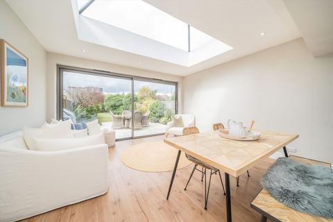 undefined, Douglas Road, Surbiton KT6