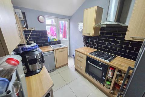 undefined, Lady Margaret Road, Southall UB1