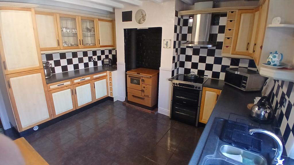 Cottage Style Kitchen