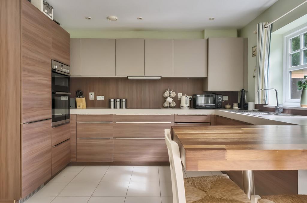 1328021-11-68873f...