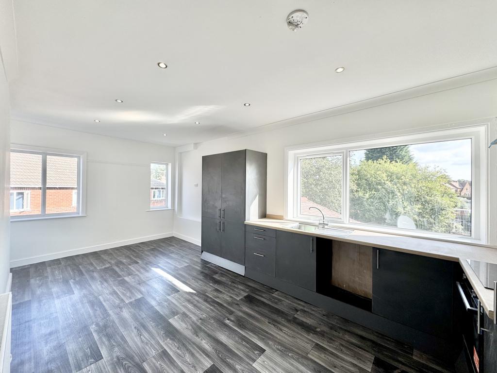 3 Bed Flat to Sale