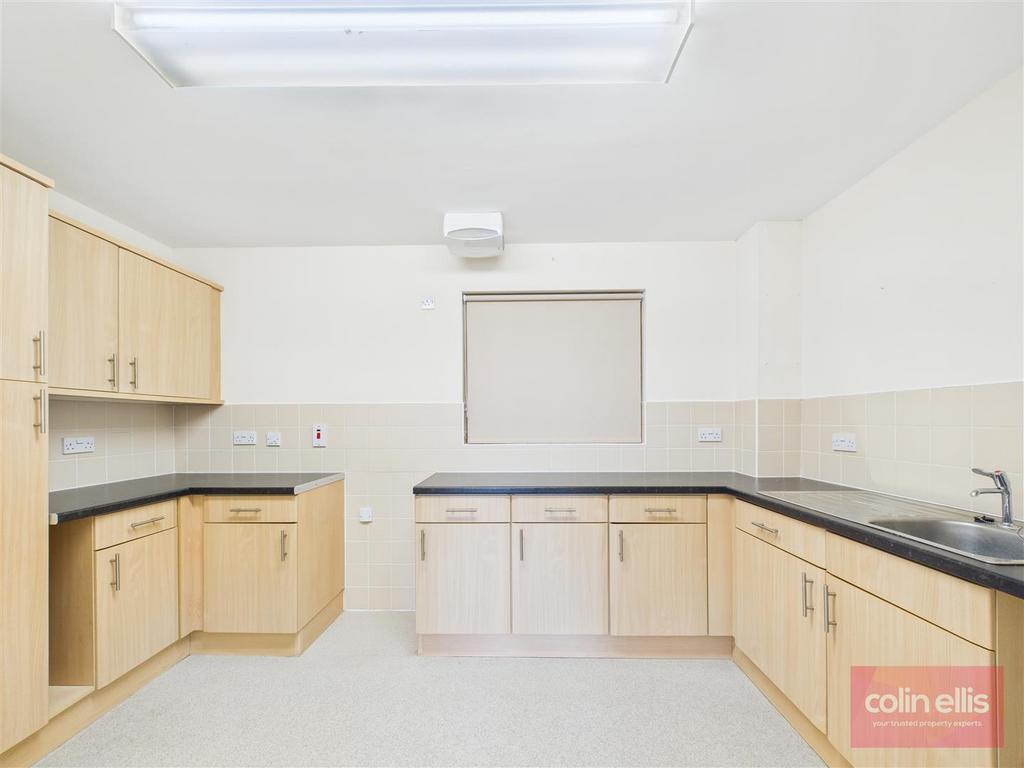 CAM05075 G0-PR0192-STILL007.jpg