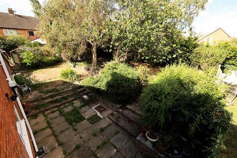3 bedroom semi-detached house for sale, Kew Drive, Oadby, Leicester