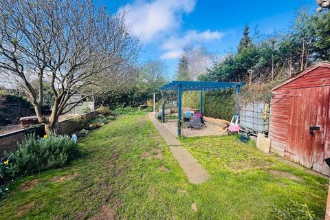 51 Wheatfield Road, Northampton, NN3 2NE