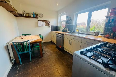 51 Wheatfield Road, Northampton, NN3 2NE