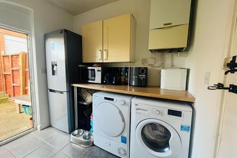 51 Wheatfield Road, Northampton, NN3 2NE