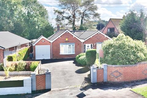 2 bedroom detached bungalow for sale, Highlows Lane, Yarnfield, ST15