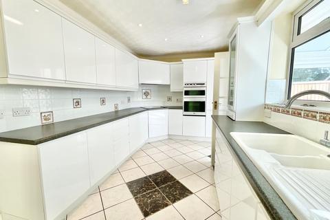 2 bedroom detached bungalow for sale, Highlows Lane, Yarnfield, ST15