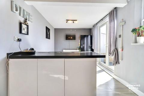 164 Augustines Walk, Lichfield, WS13 7PZ