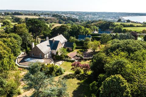 undefined, Le Mont Des Vignes, St Peter, Jersey, JE3