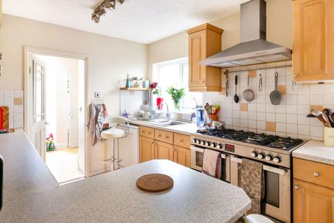 undefined, London Road, Cheltenham GL52