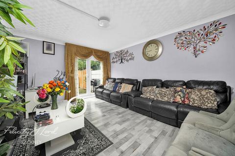 undefined, Trelawney Estate, LONDON