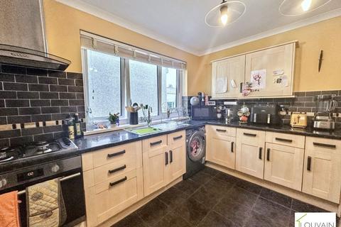 3 bedroom terraced house for sale, Park View, Tredegar