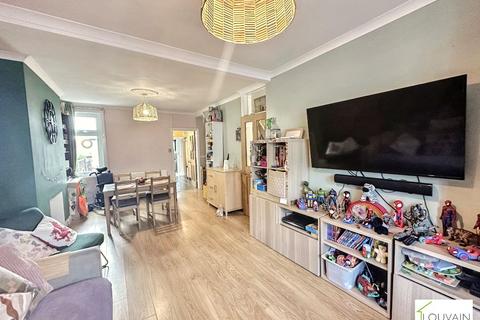 3 bedroom terraced house for sale, Park View, Tredegar