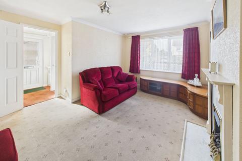 16 Chestnut Way, Honiton, EX14 2UA