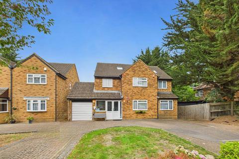 5 bedroom detached house for sale, Kirby Close, Northwood HA6