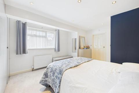 14 Kirby Close, Northwood, HA6 3NQ