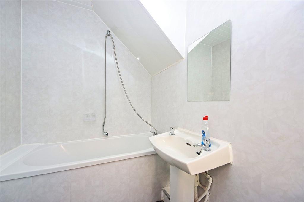 196 Bathroom/Wc