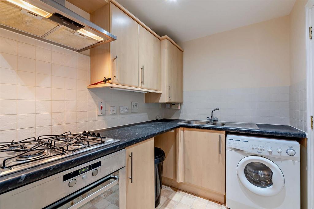 8591511-interior13-800.jpg