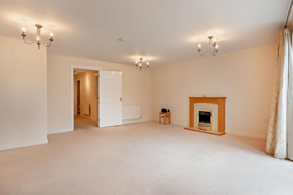 8591511-interior04-800.jpg