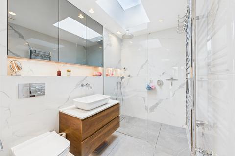 4 bedroom semi-detached house for sale, Briar Way, West Drayton UB7