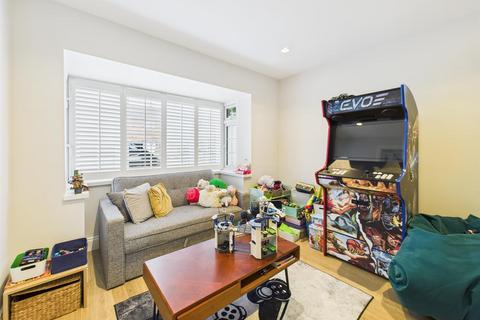 2 Briar Way, West Drayton, UB7 9AR