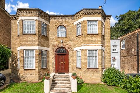 undefined, Hamlet Road, Crystal Palace, London, SE19
