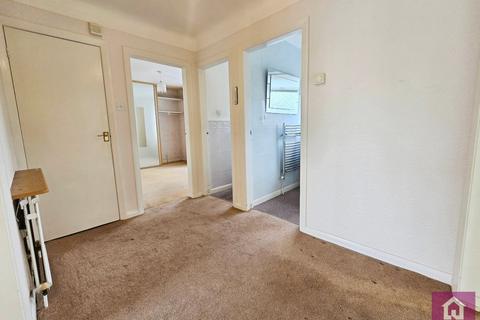 undefined, Willow Grove, Wirral, Merseyside, CH46