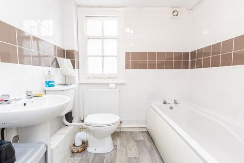 undefined, Ground Floor Studio Apartment In Hawkhurst