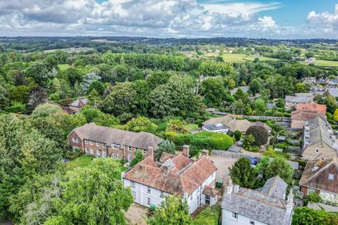 undefined, Ground Floor Studio Apartment In Hawkhurst