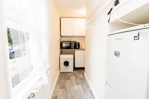 undefined, Ground Floor Studio Apartment In Hawkhurst
