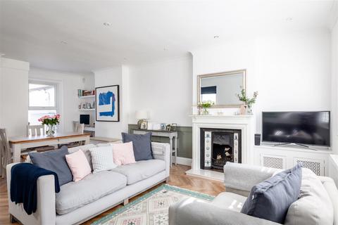3 bedroom semi-detached house for sale, Holmesdale Road, Reigate
