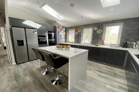 2 bedroom park home for sale, Worley Way, Lone Pine Park, Lone Pine Drive, Ferndown, Dorset