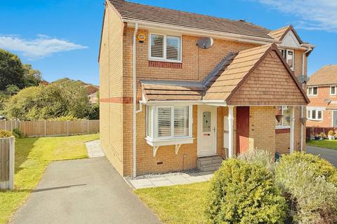 2 bedroom semi-detached house for sale, Fern Lea View, Stanningley, Pudsey