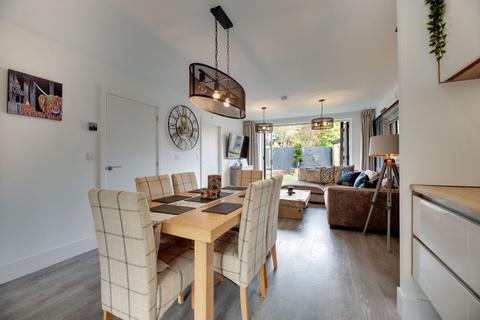 5 bedroom detached house for sale, Primrose Drive, Sunniside