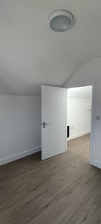 1 bedroom apartment to rent, Seaside Road, Eastbourne BN22