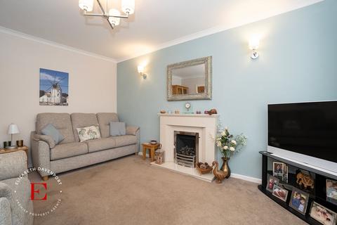 4 bedroom detached house for sale, Siddeley Avenue, Kenilworth, CV8