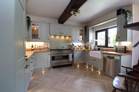 3 bedroom cottage for sale, Blyth Road, Worksop S81