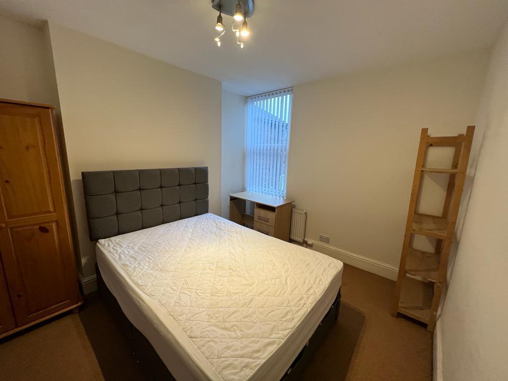 Room 4