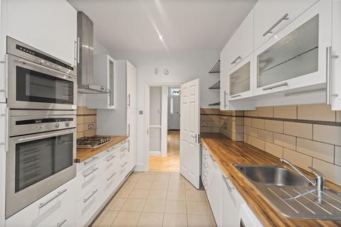 3 bedroom flat for sale, Priory Road, South Hampstead, NW6