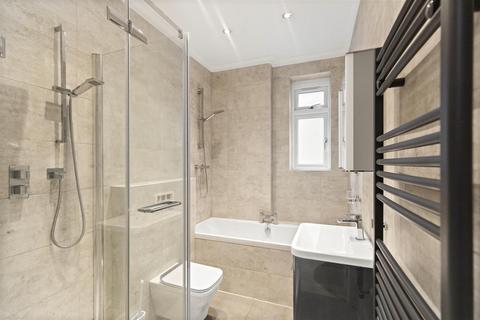 3 bedroom flat for sale, Priory Road, South Hampstead, NW6